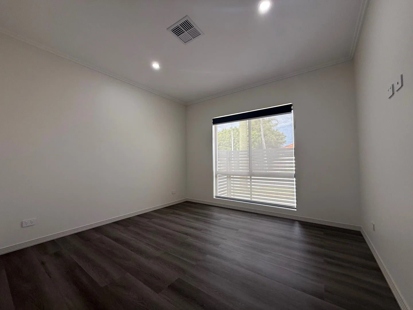 Additional image 9 of 292A Drake Street, Morley WA 6062