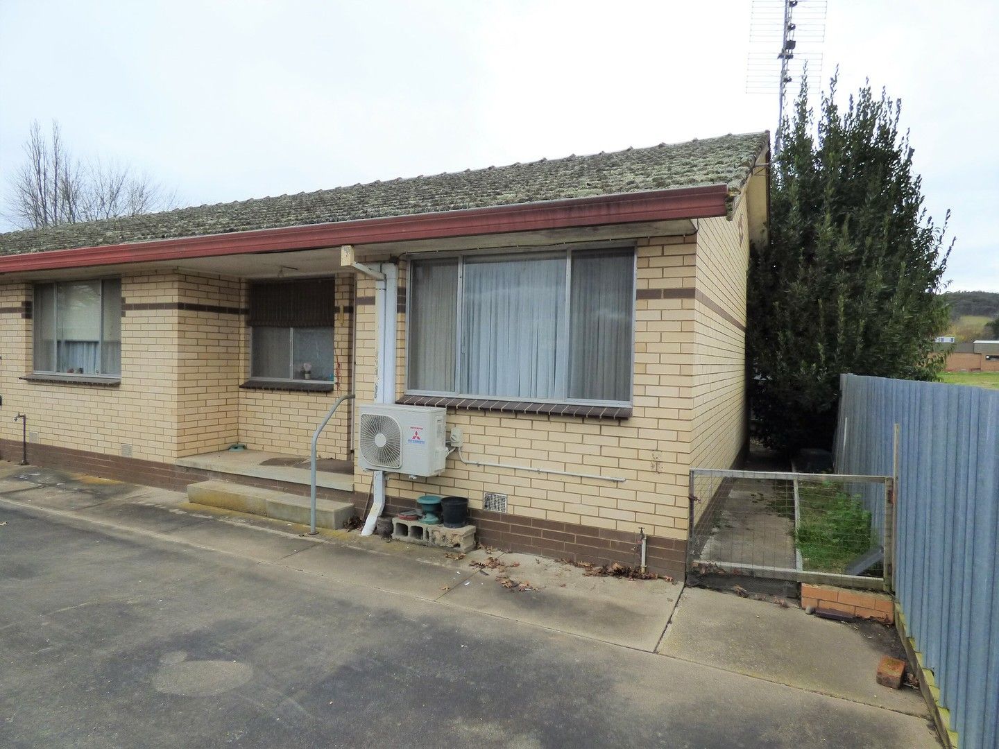 Unit 4/236 Myrtle St, Myrtleford VIC 3737, Image 0