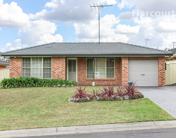 5 Durack Place, St Helens Park NSW 2560