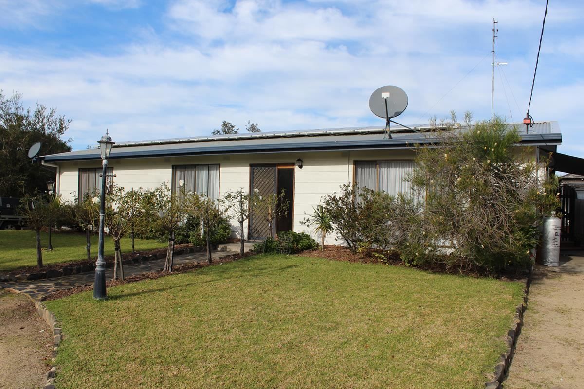 7 Rebecca Street, Woodside Beach Property History & Address Research
