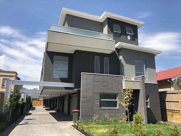 2 bedrooms Apartment / Unit / Flat in 2/26 Winifred Street ESSENDON VIC, 3040