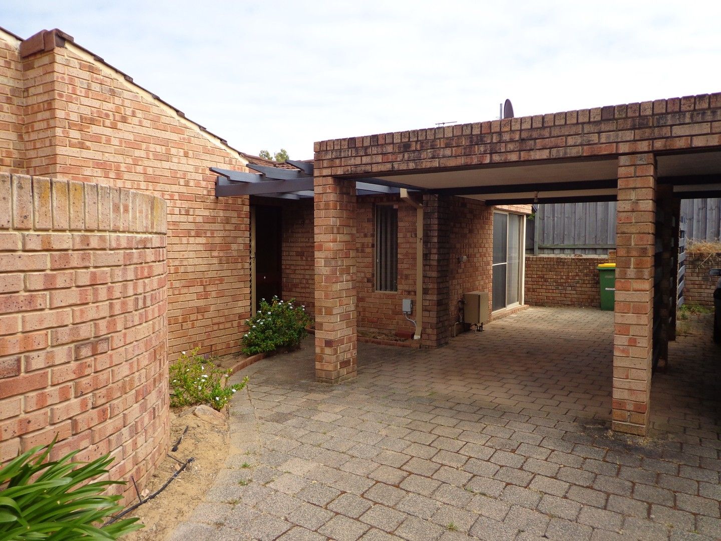 2 bedrooms Semi-Detached in 5/61 Park Street COMO WA, 6152