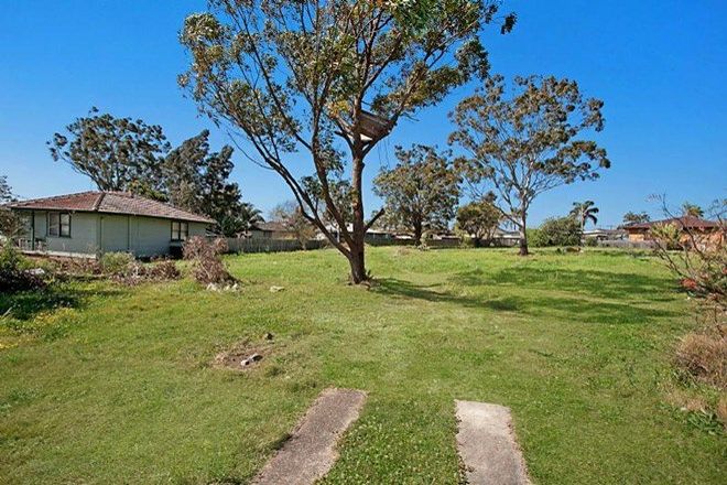Picture of 70 Kingstown Road, WOODBERRY NSW 2322