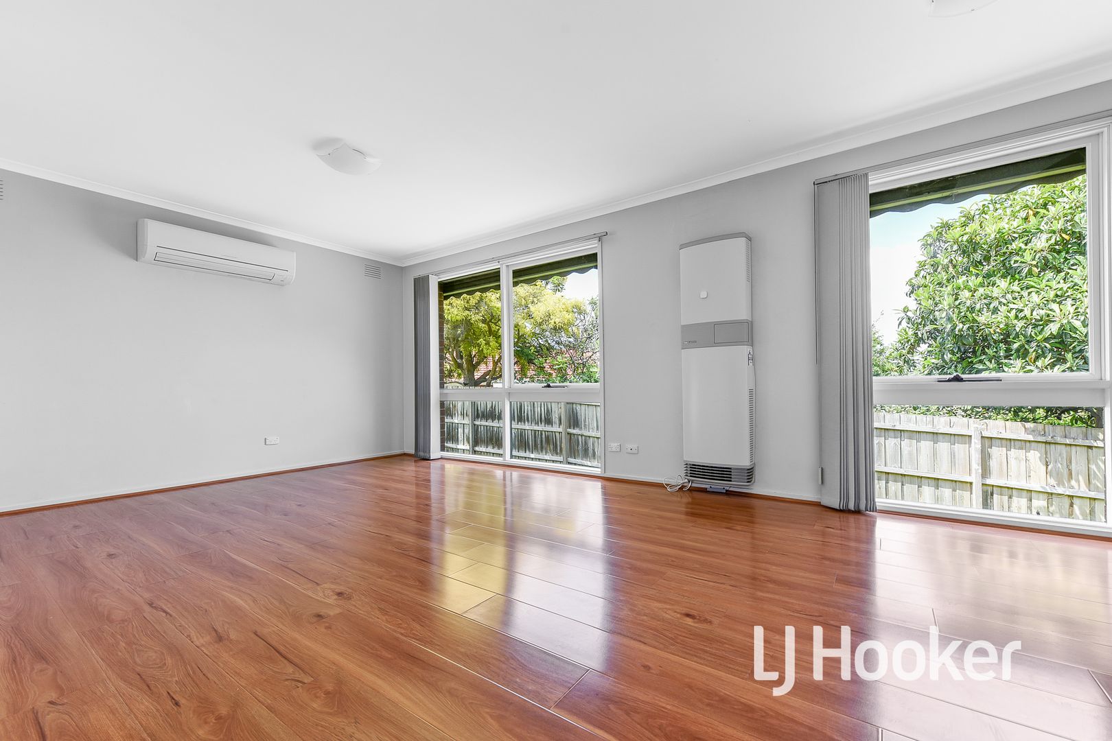 4 Urquhart Court, Hampton Park VIC 3976, Image 1