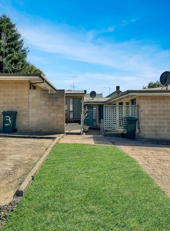 2 bedrooms Apartment / Unit / Flat in 1/90A Oberon Street OBERON NSW, 2787