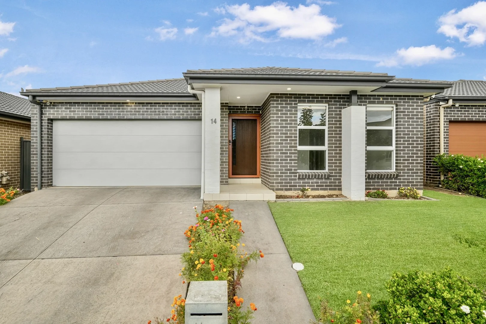 14 Juliana Street, Jordan Springs NSW 2747