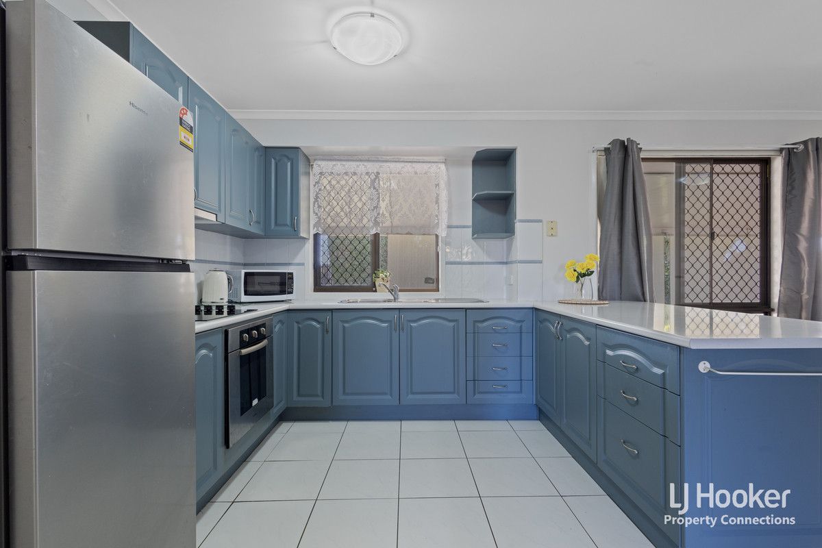 24 Walton Crescent, Murrumba Downs QLD 4503, Image 2