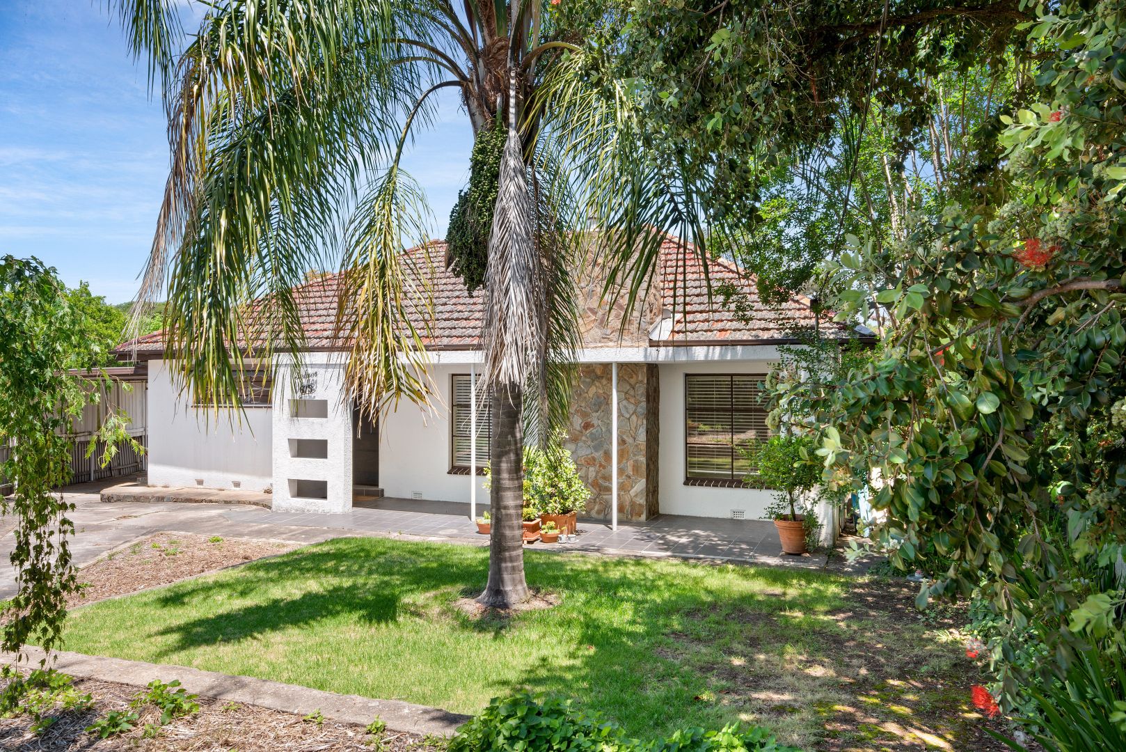 675 Holmwood Cross, Albury Property History & Address Research Domain