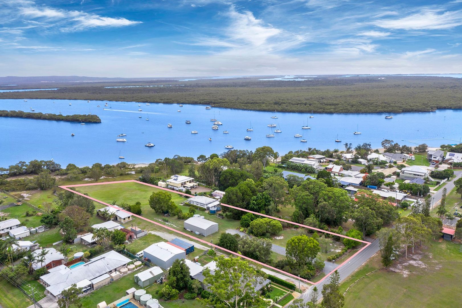 10 Bay Drive, Jacobs Well QLD 4208 Domain