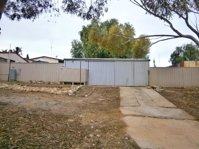 25 Acland Street, Blanchetown SA 5357, Image 2