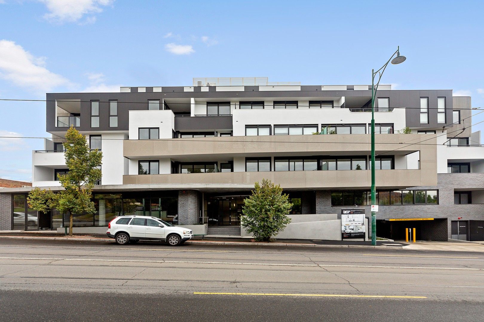 2 bedrooms Apartment / Unit / Flat in 659 Whitehorse Road MONT ALBERT VIC, 3127