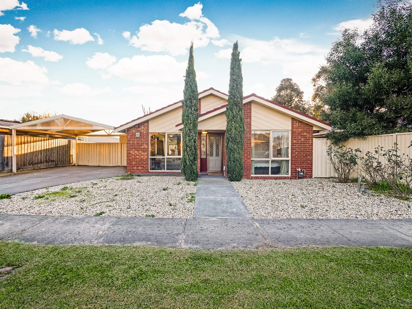 22 Heywood Crescent, Cranbourne North VIC 3977
