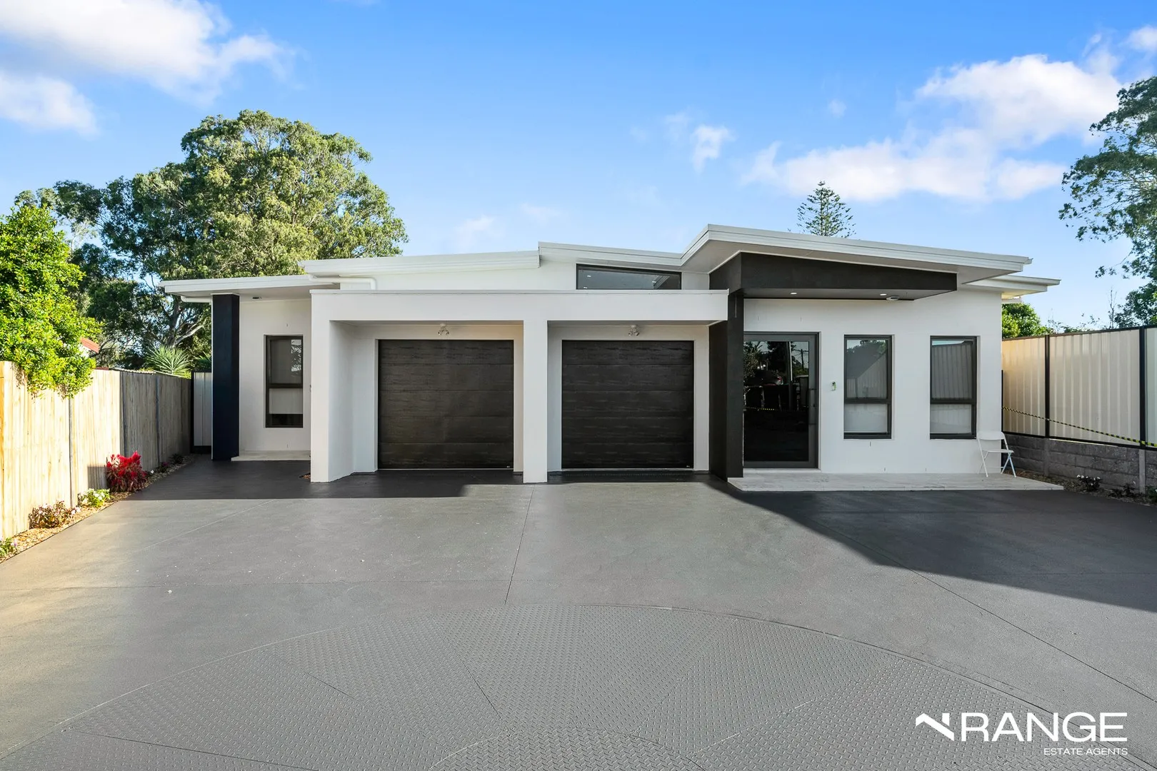Brand New Luxury Duplex Modern Living in a Prime Location, Mount Pritchard