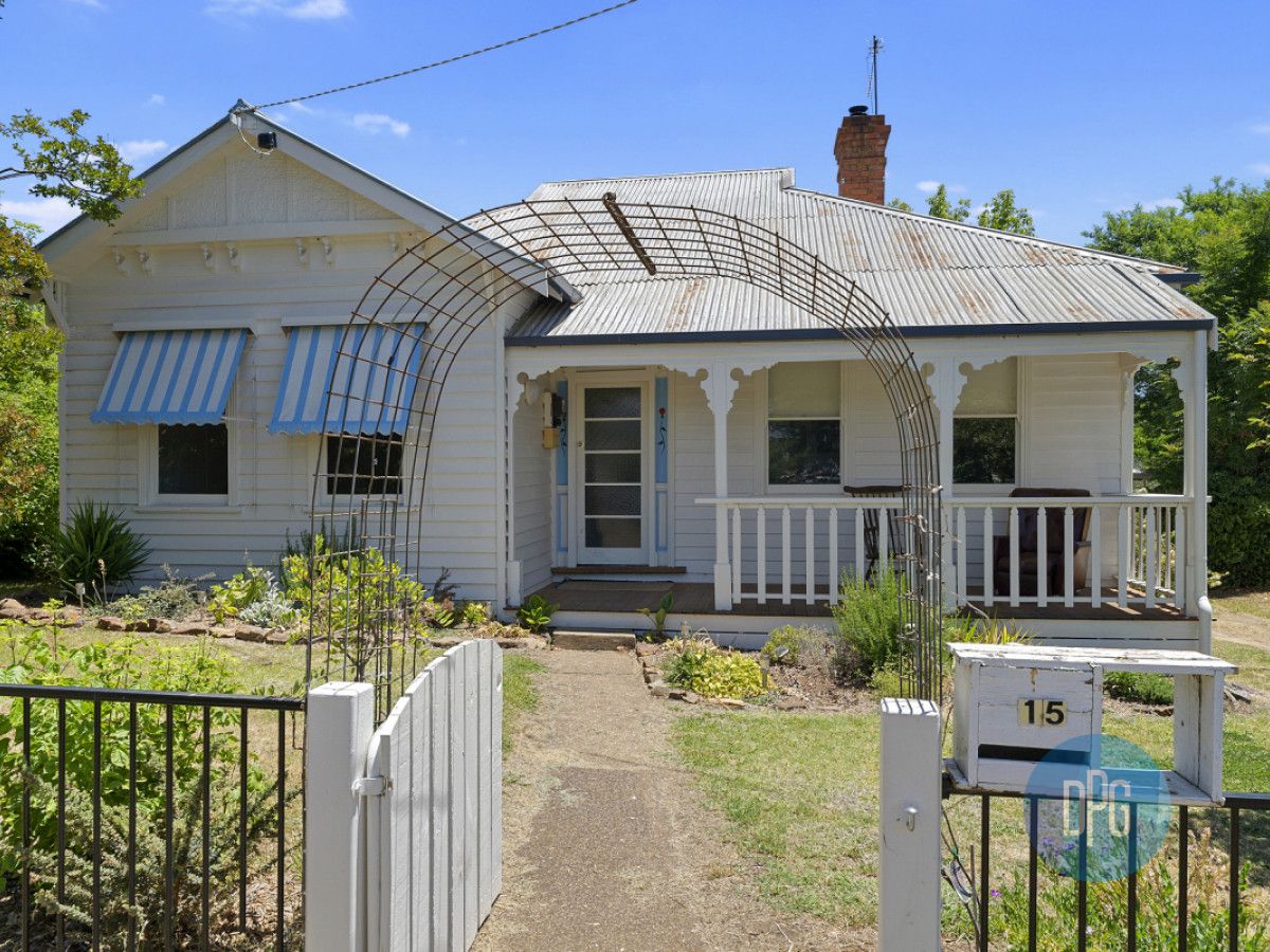 15 Apollo Street, Mansfield VIC 3722, Image 2