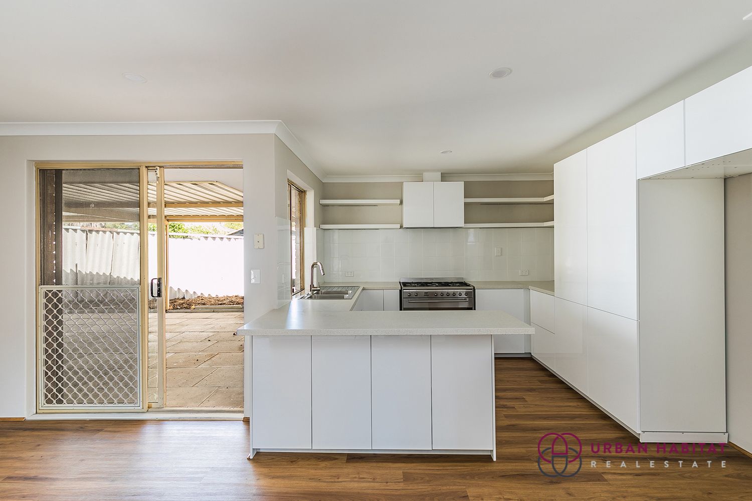 4 bedrooms House in 20 Mckanna Gardens PARMELIA WA, 6167