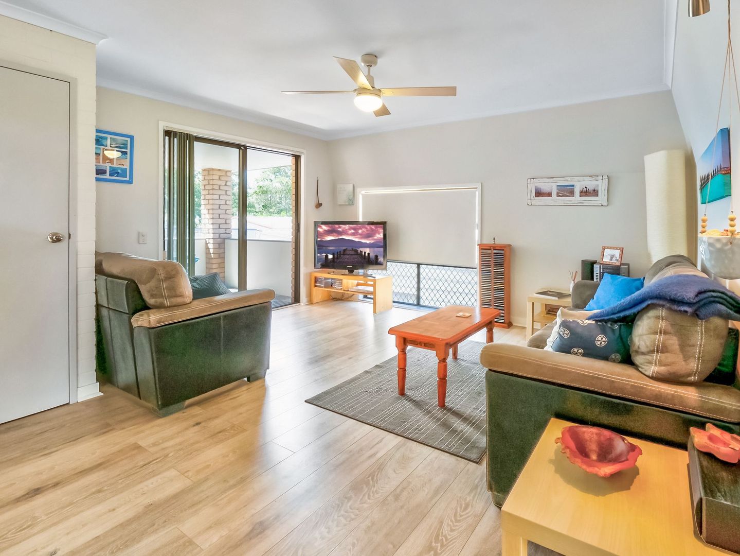 8/479 Esplanade, Torquay QLD 4655, Image 2