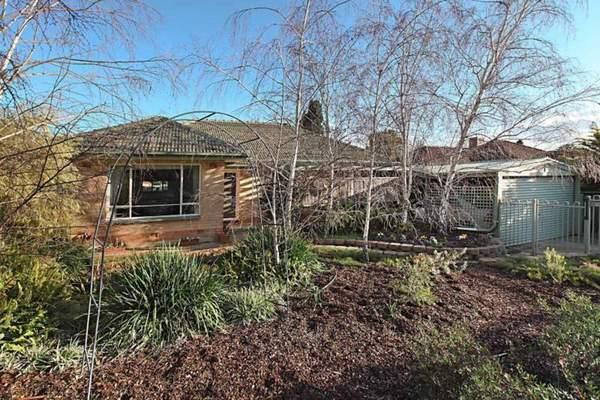 6 Maidos Grove, Valley View SA 5093