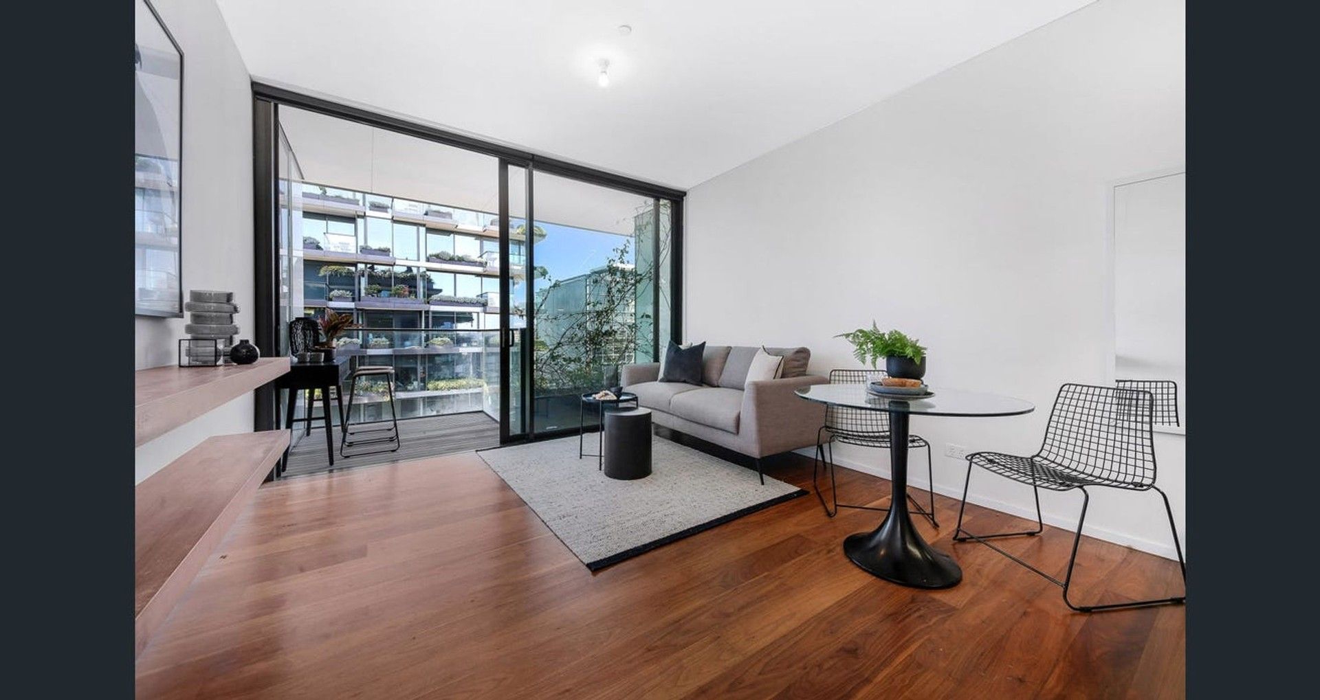 1 bedrooms Apartment / Unit / Flat in 2 Chippendale Way CHIPPENDALE NSW, 2008