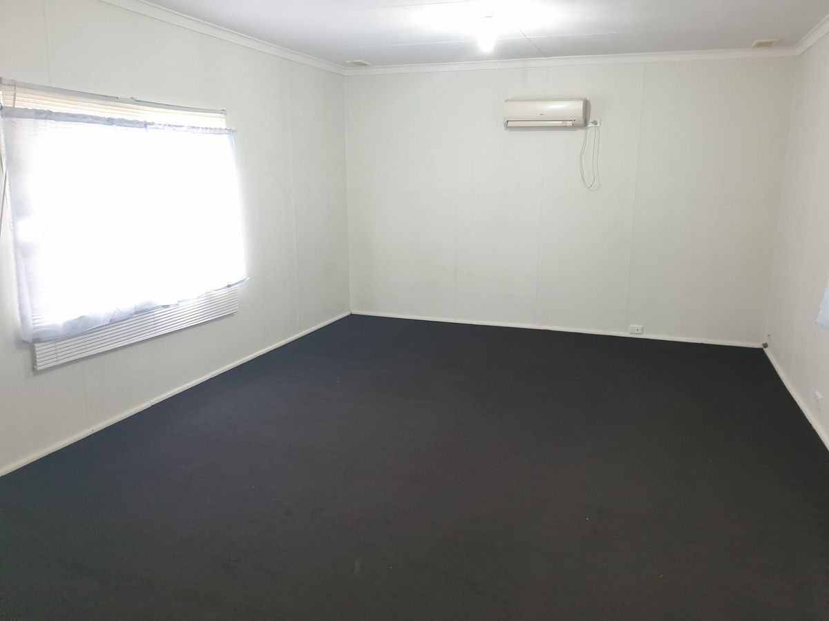 Studio in 27A Box Street, DOVETON VIC, 3177