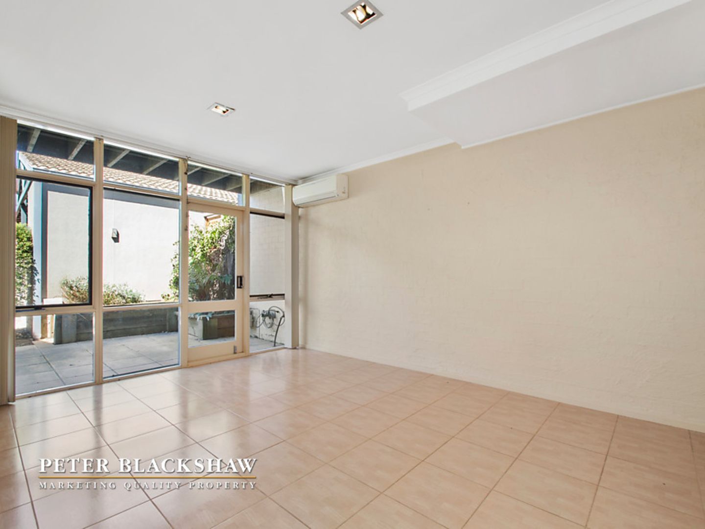 19 Fenwick Place, Belconnen ACT 2617, Image 2