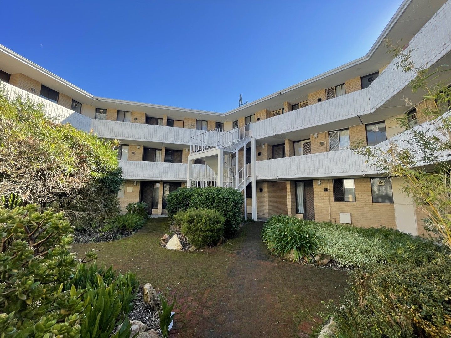 2 bedrooms Apartment / Unit / Flat in 121/54 Nannine Place RIVERVALE WA, 6103
