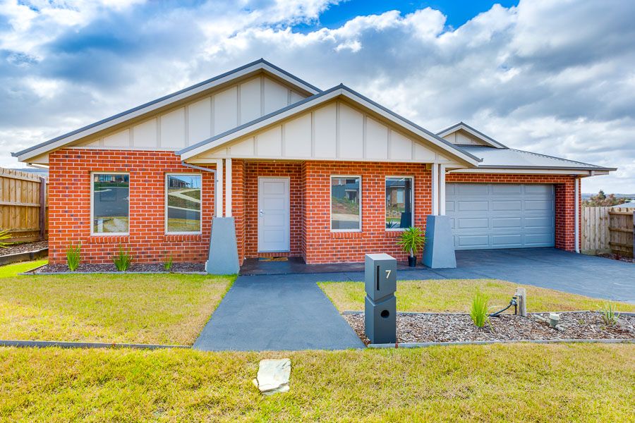 7 Atley Street, Bacchus Marsh VIC 3340, Image 0