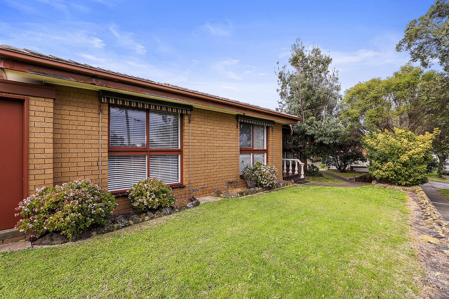 2 bedrooms Apartment / Unit / Flat in 1/8-10 Joy Street FRANKSTON VIC, 3199