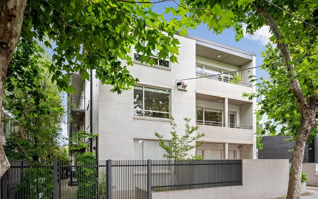 1 bedrooms Apartment / Unit / Flat in 2/245 Williams Rd SOUTH YARRA VIC, 3141