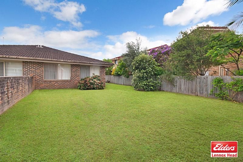 1/5 Megan Crescent, LENNOX HEAD NSW 2478, Image 2