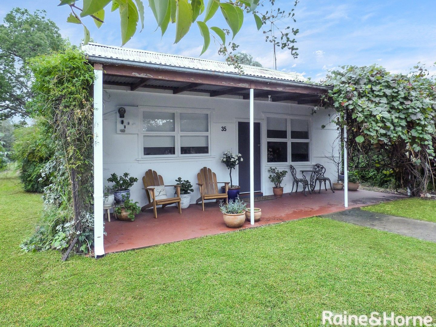 35 Brundah Street, Grenfell NSW 2810, Image 0