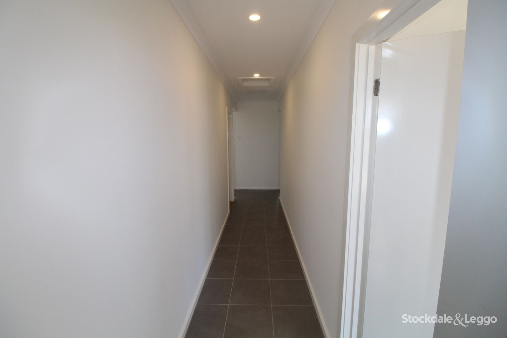 31 Hirami Avenue, Tarneit VIC 3029, Image 1