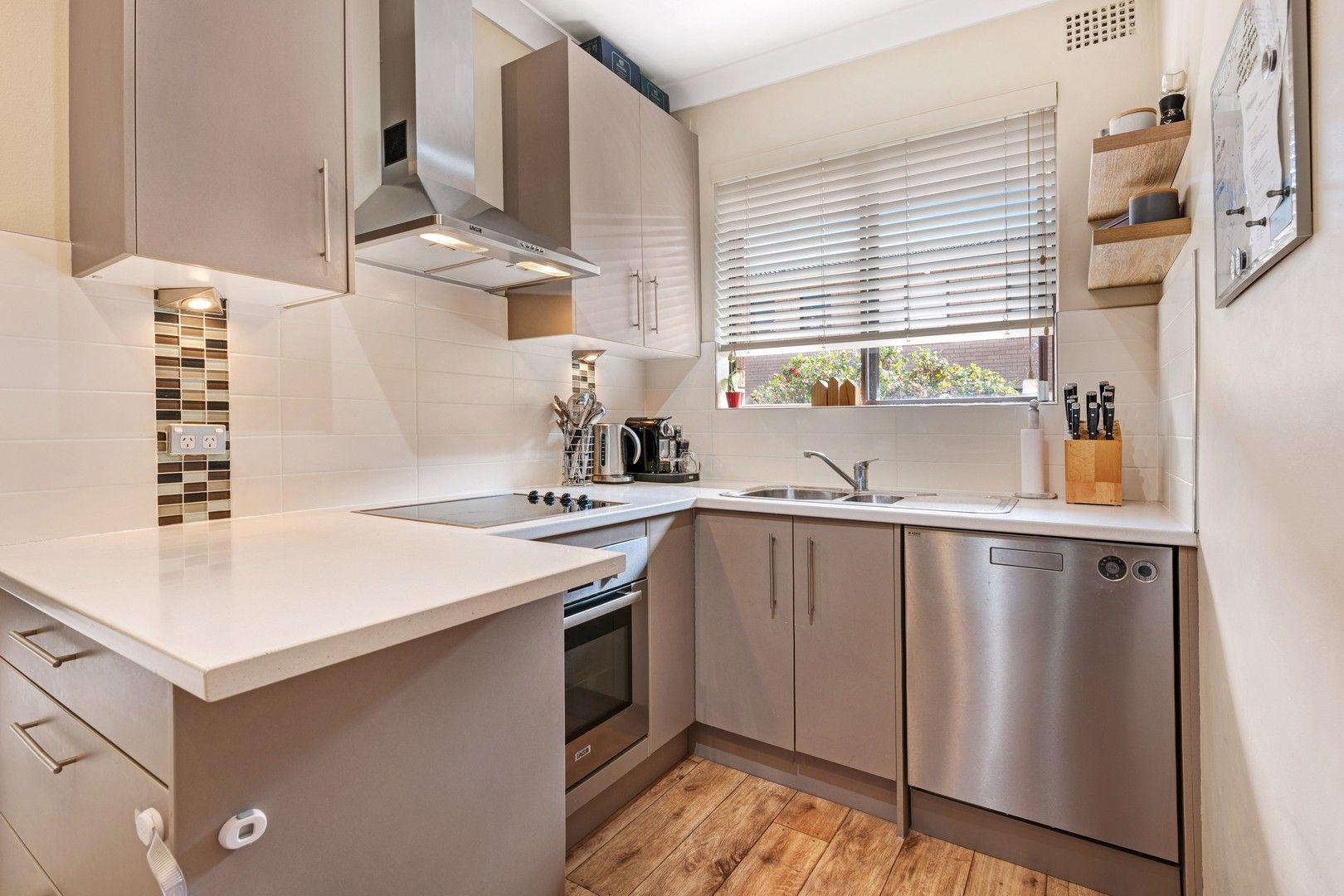 2 bedrooms Apartment / Unit / Flat in 2/38 Albert Street HORNSBY NSW, 2077