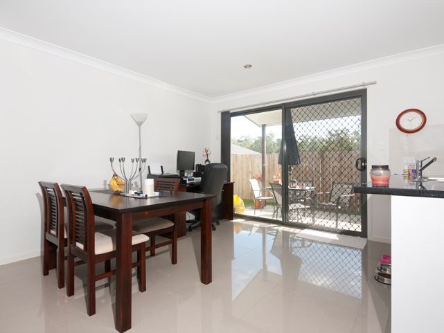 11 Winchester Crescent, Pimpama QLD 4209, Image 2