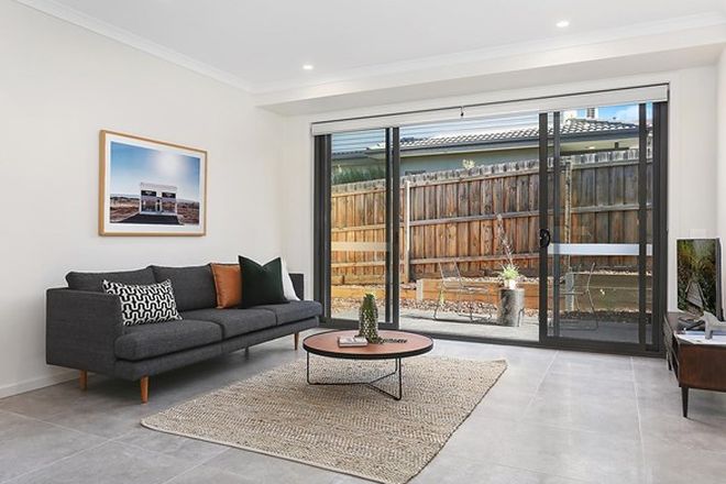 Picture of 2/47 Warwick Road, GREENSBOROUGH VIC 3088