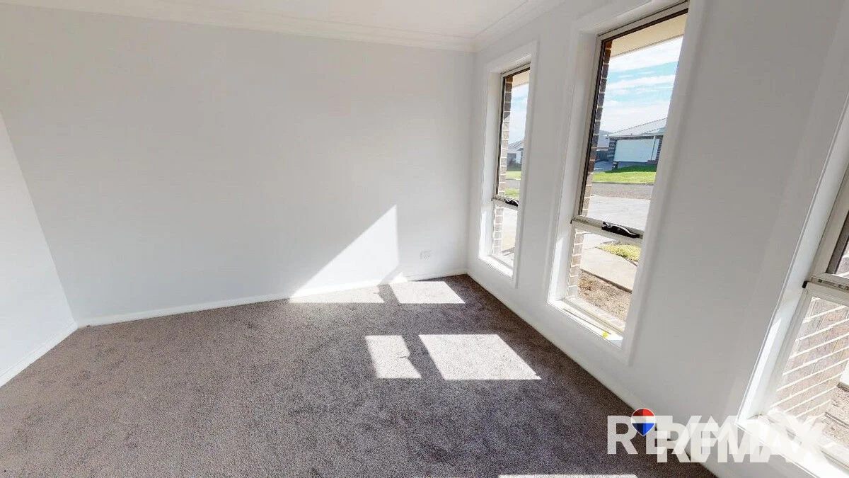 Additional image 2 of 8 Cuttle Court, Junee NSW 2663