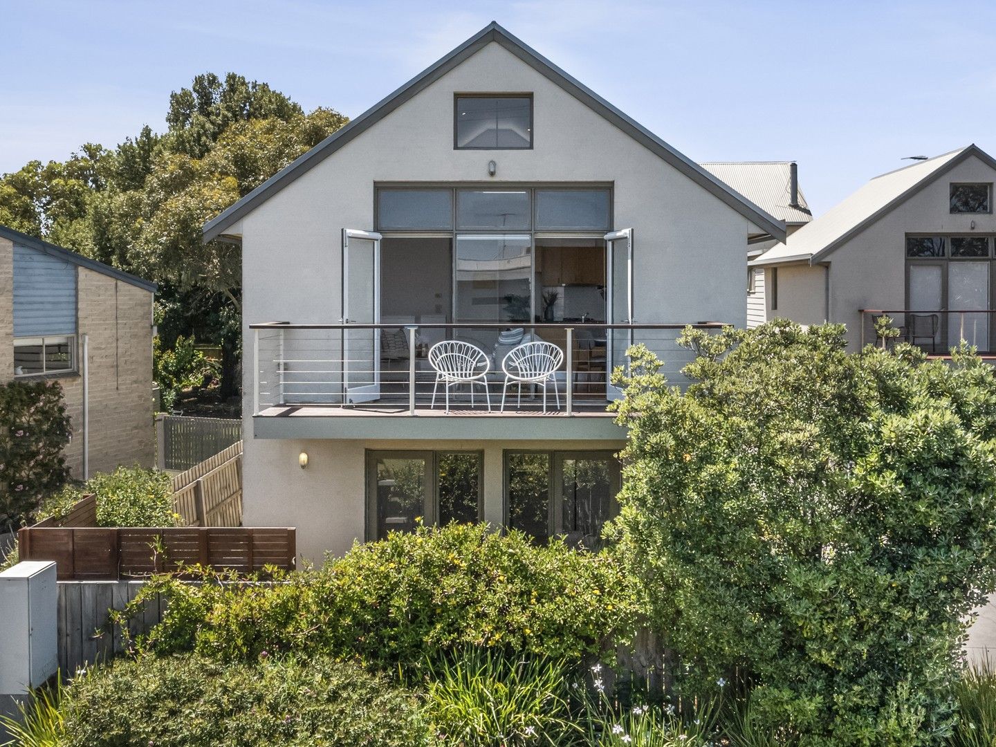 3 bedrooms Townhouse in 1/105 Dare Street OCEAN GROVE VIC, 3226