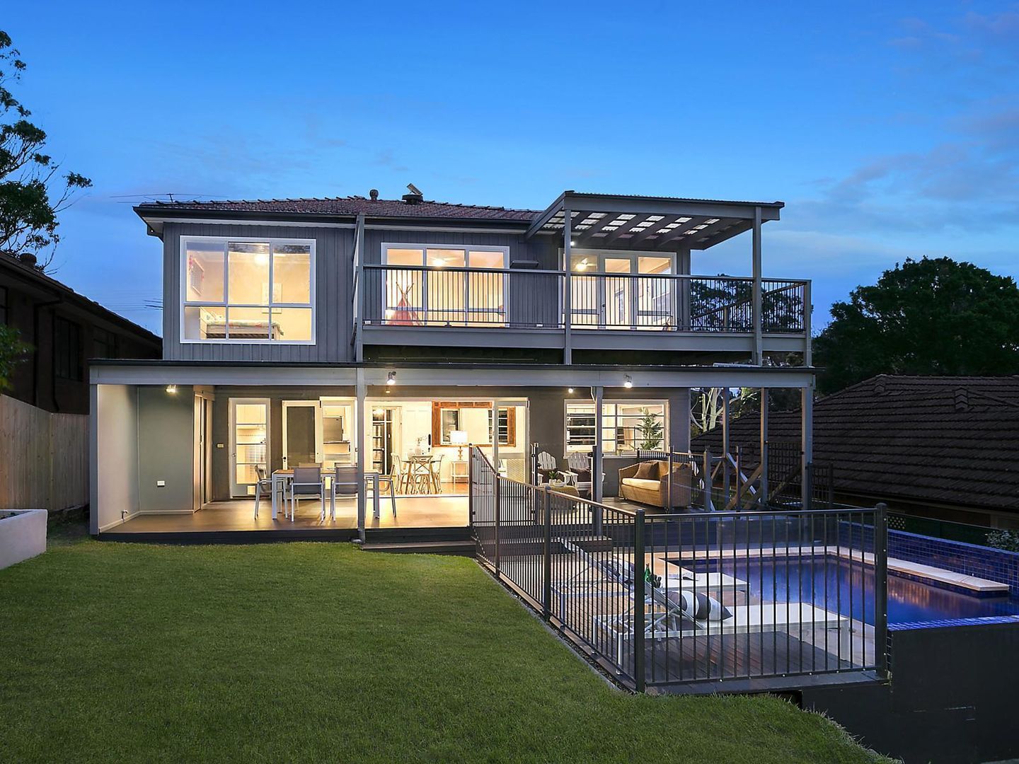 237 Eastern Valley Way, Middle Cove NSW 2068