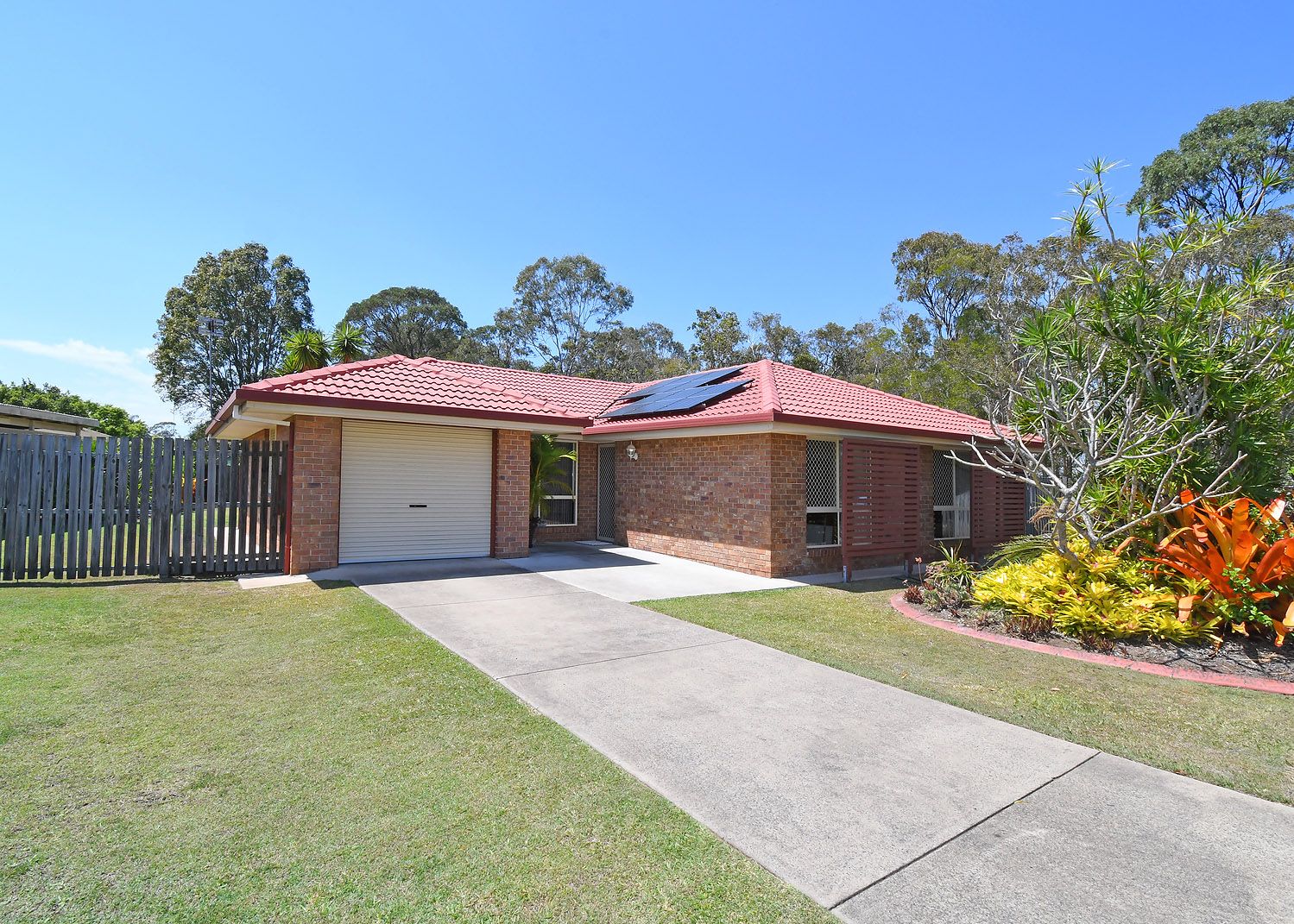 19 Ironbark Street, Kawungan QLD 4655, Image 0