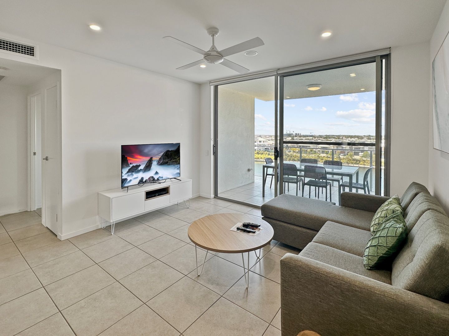 32/14 Bright Place, Birtinya QLD 4575, Image 2