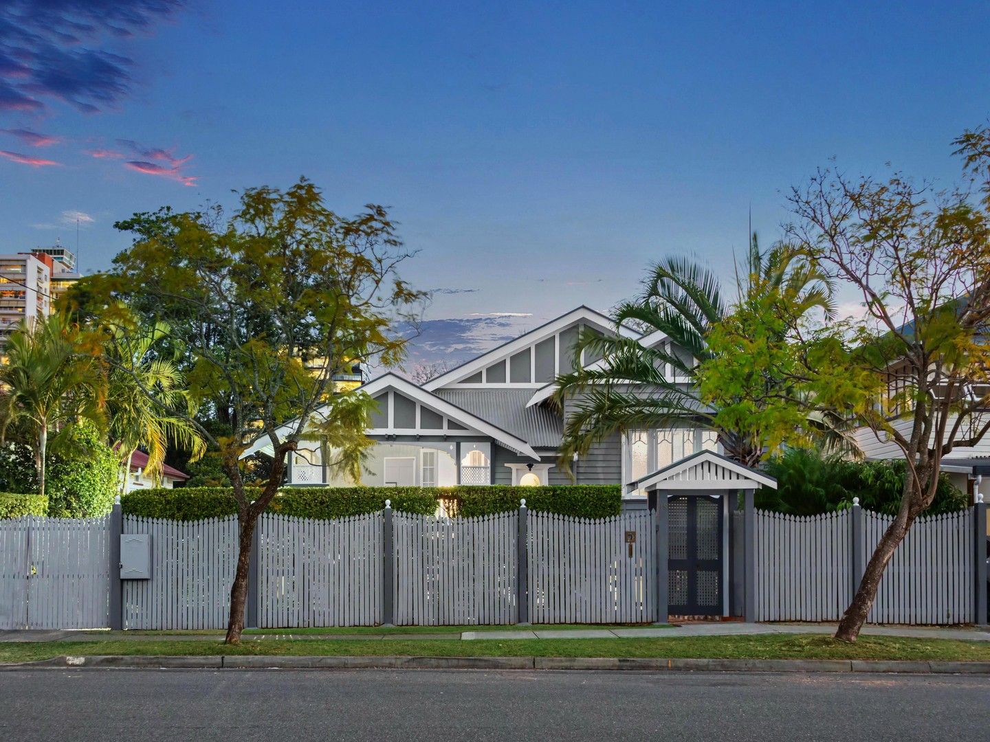 15 Blakeney Street, Highgate Hill QLD 4101, Image 0