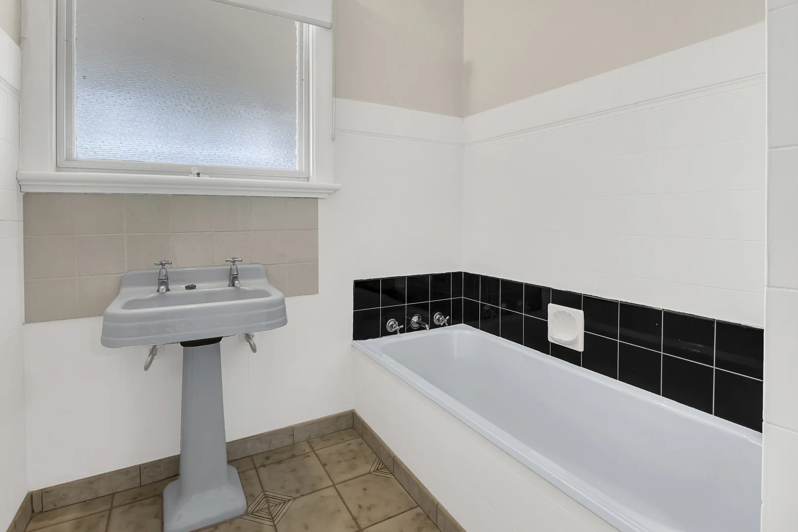 Additional image 10 of 16 Highlands Road, Thomastown VIC 3074