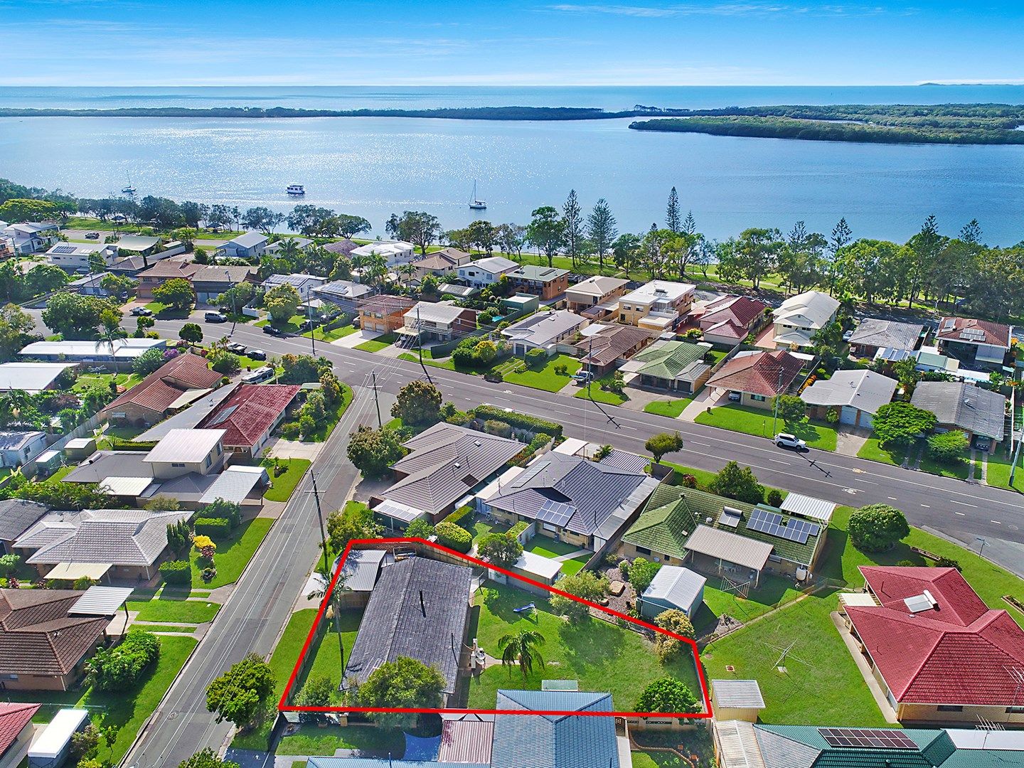 2 Theresa Street, Golden Beach QLD 4551, Image 0