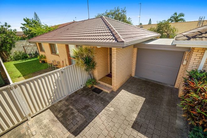 Picture of 4/125 Sunshine Boulevard, MERMAID WATERS QLD 4218