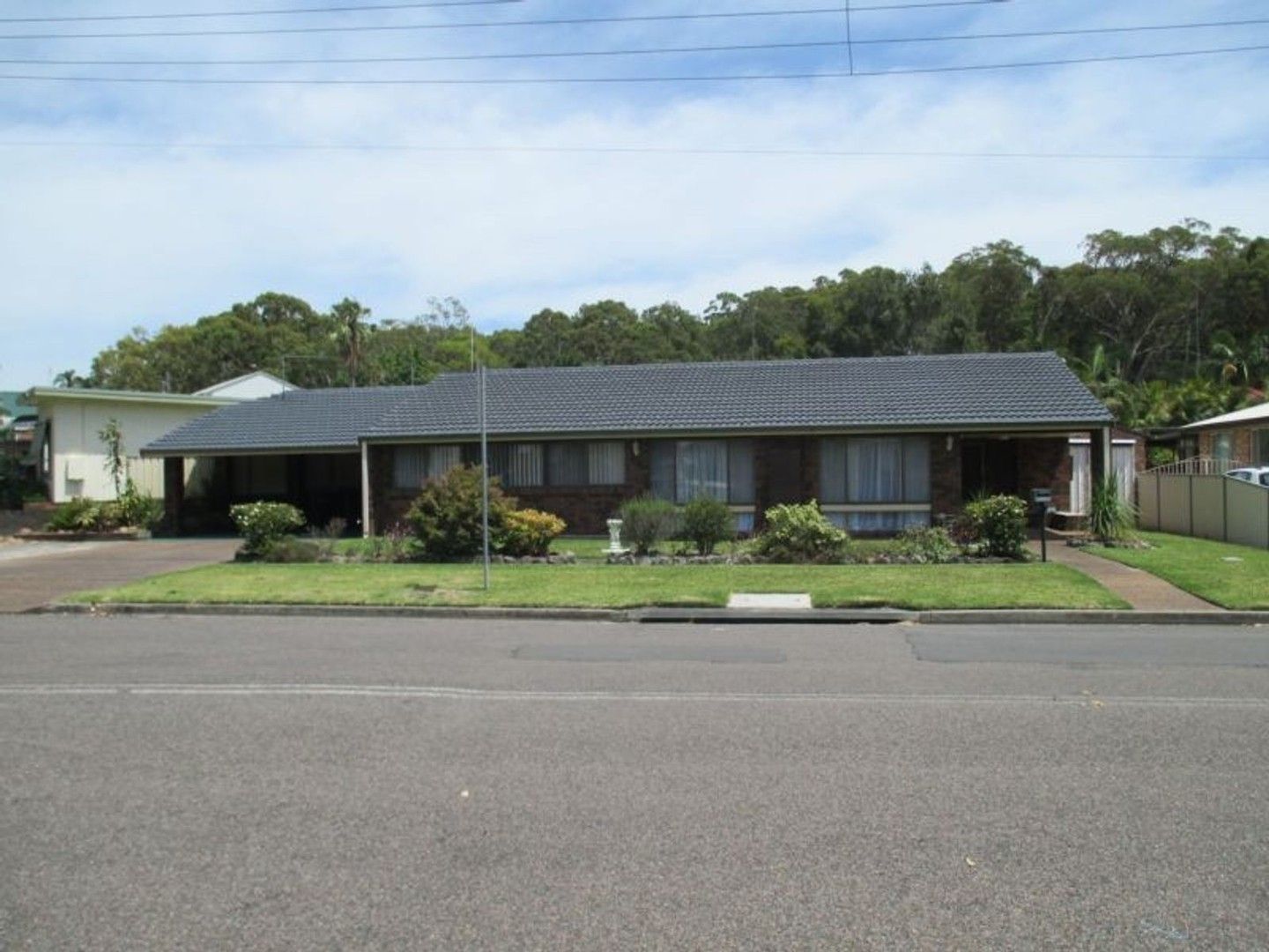 3 bedrooms House in 117 Jarrett Street KILABEN BAY NSW, 2283