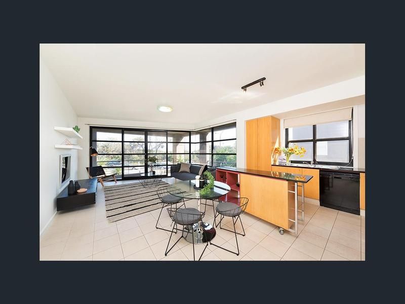 4/3 Ormond Esplanade, Elwood VIC 3184, Image 1