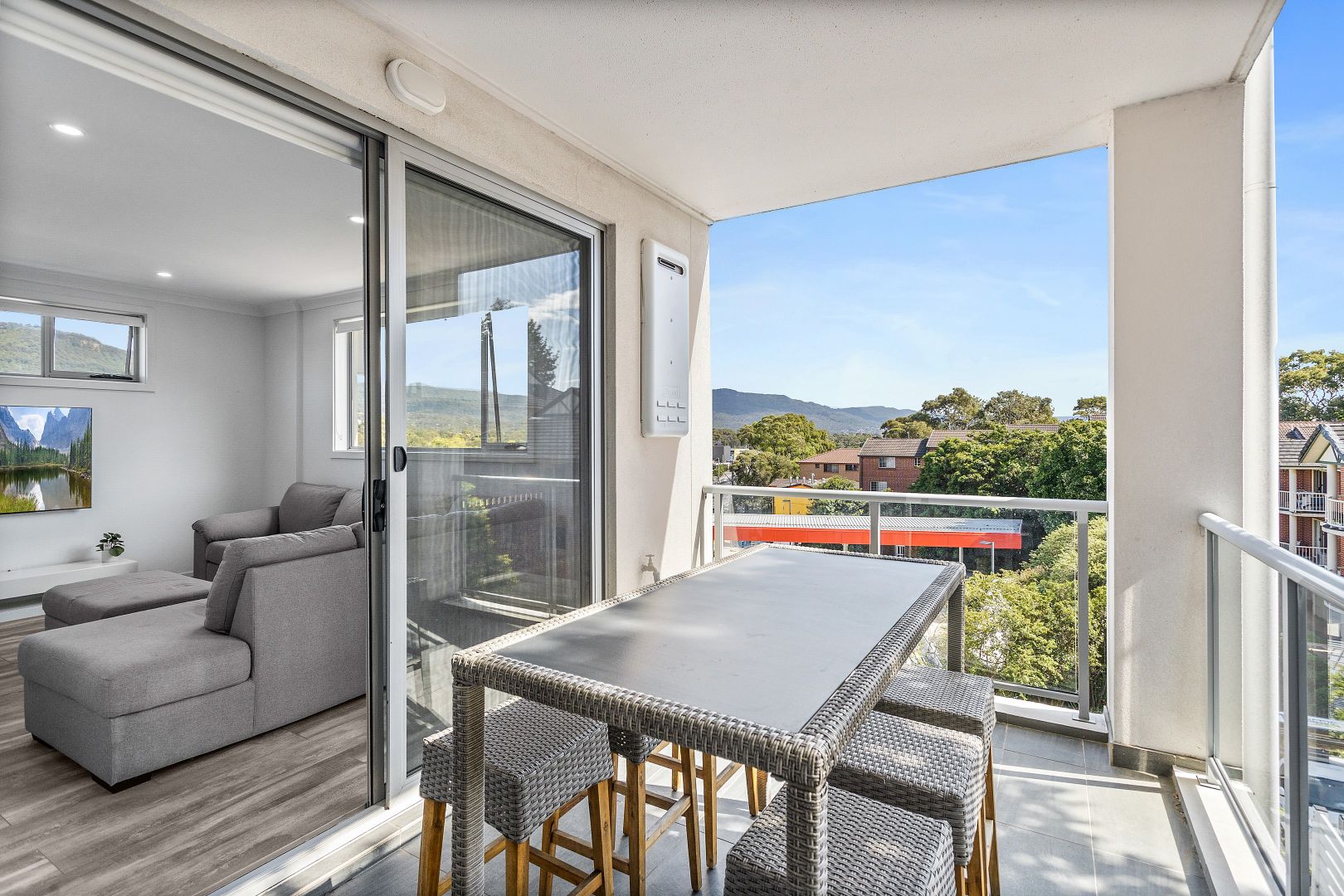 11/18 Edward Street, Wollongong NSW 2500, Image 2