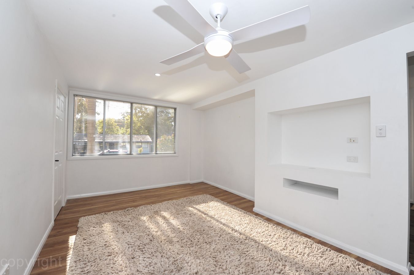 2 bedrooms Apartment / Unit / Flat in 10b Golden Avenue POINT CLARE NSW, 2250