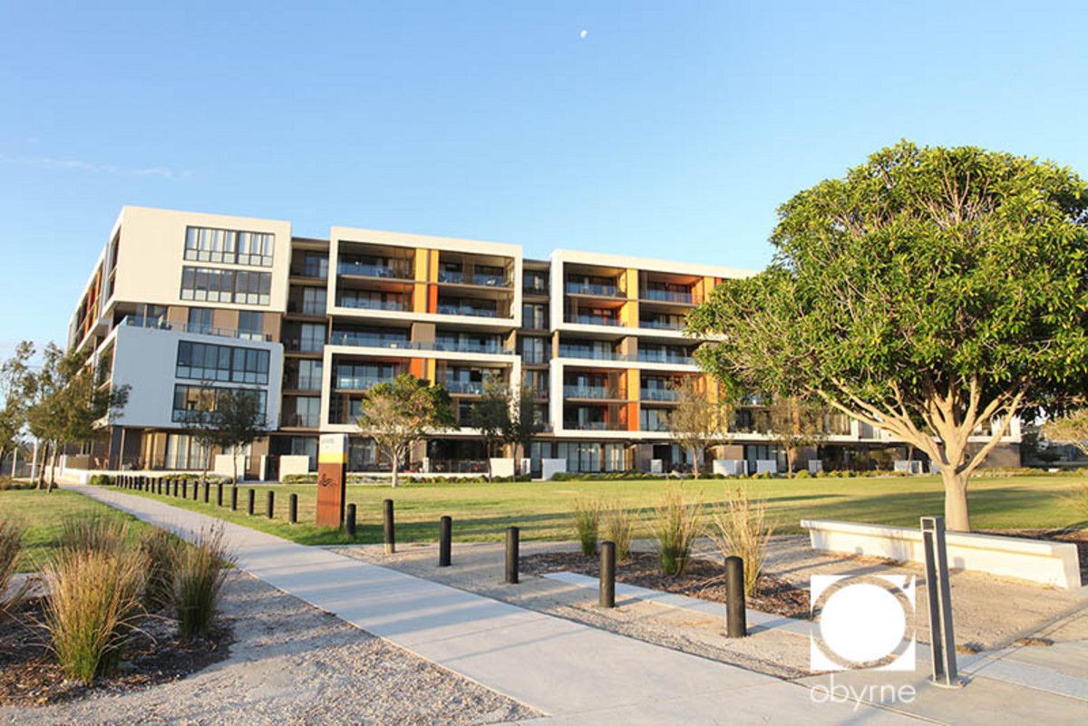 Thirty Seven Orsino Boulevard, North Coogee WA 6163, Image 2