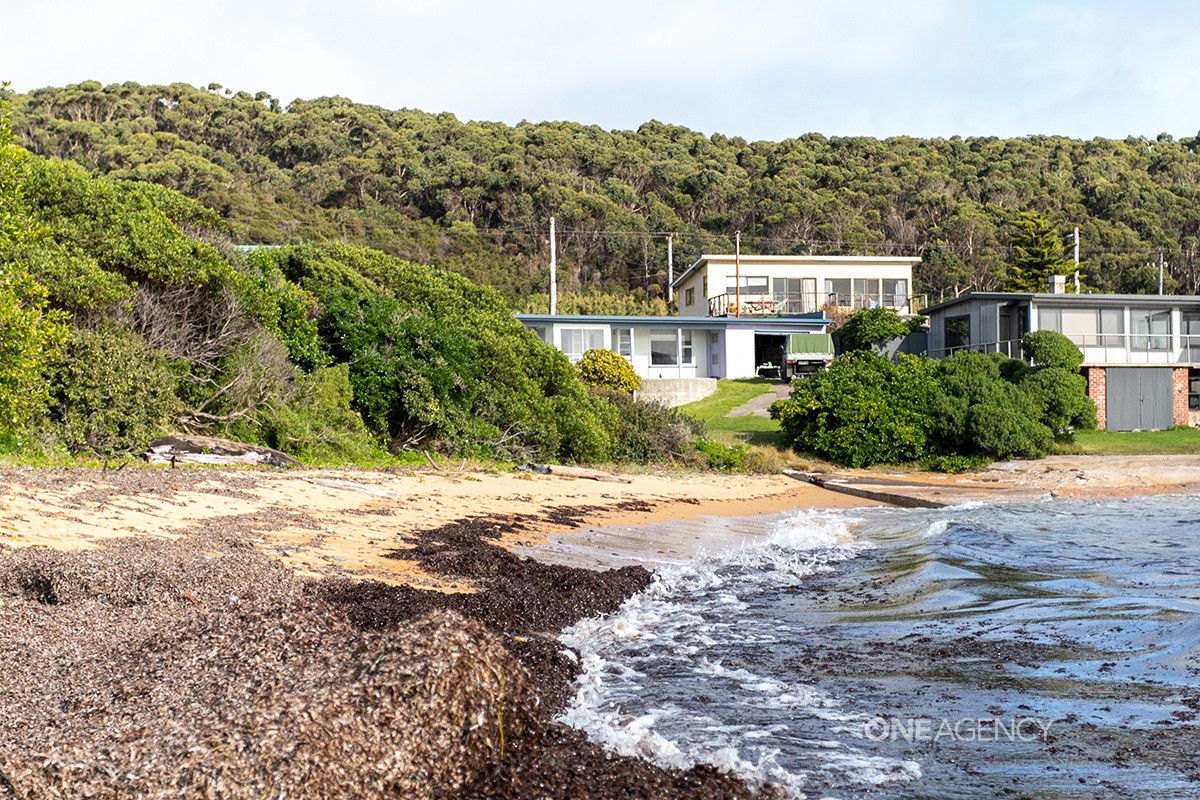 15 Cowrie Point Road, Cowrie Point TAS 7321, Image 0