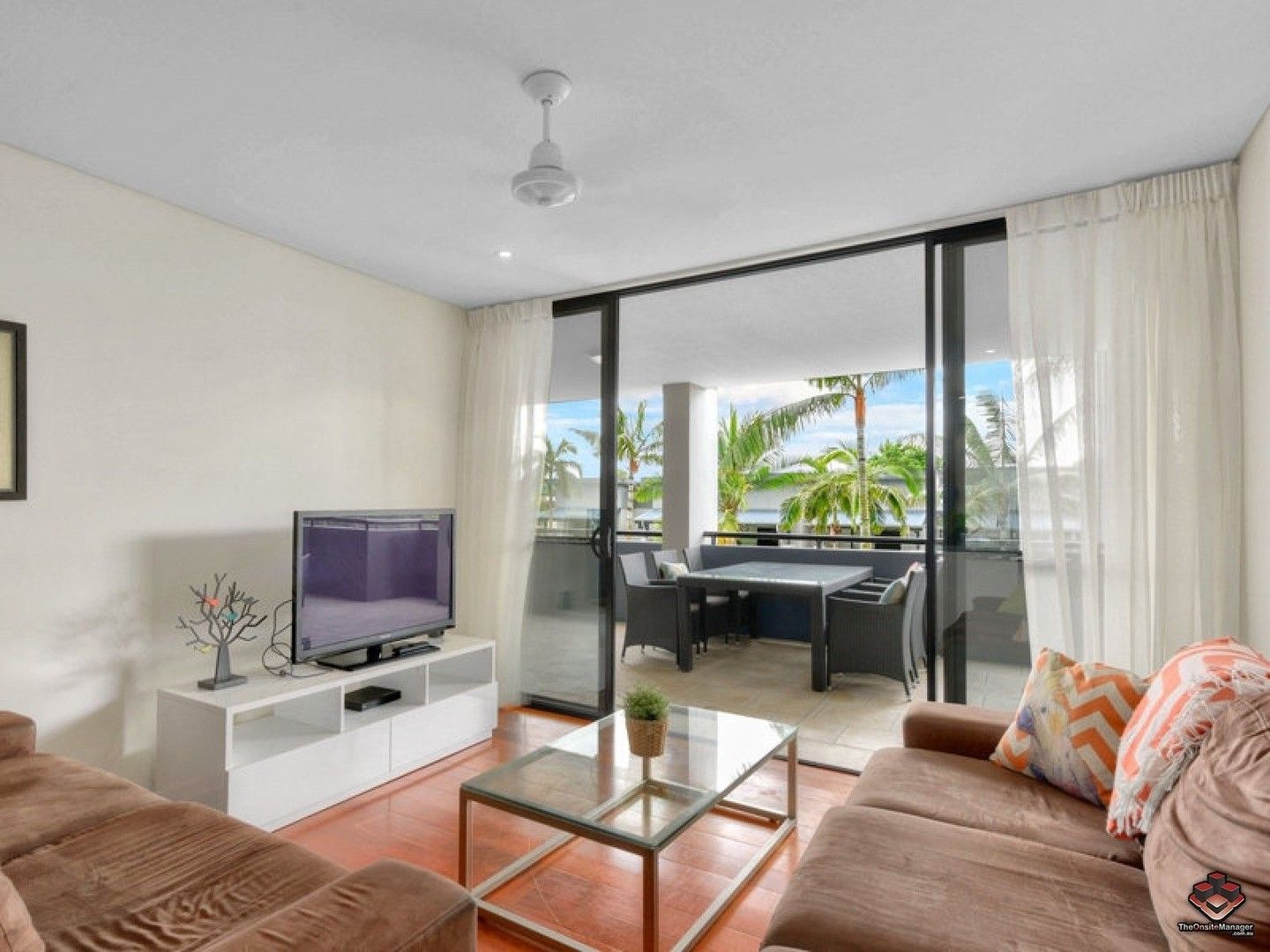 2 bedrooms Apartment / Unit / Flat in ID:21122044/26 Holland Street TOOWONG QLD, 4066